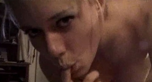 500px x 270px - Porn video of Kendra Wilkinson dancing pole dance - Celeb Jihad Celebrity  Porn