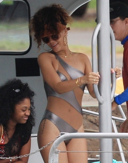 Rihanna nude celeb jihad